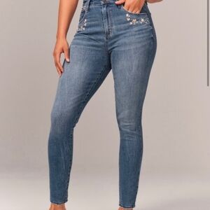 Abercombie And Fitch The Super Skinny Ankle High Rise Star Embroidered  Jeans